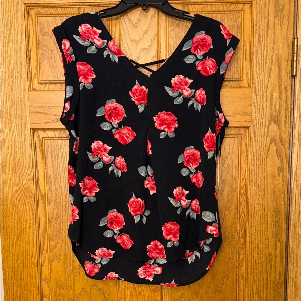 NEW Dex Black Top with Red Floral Design, Size Large